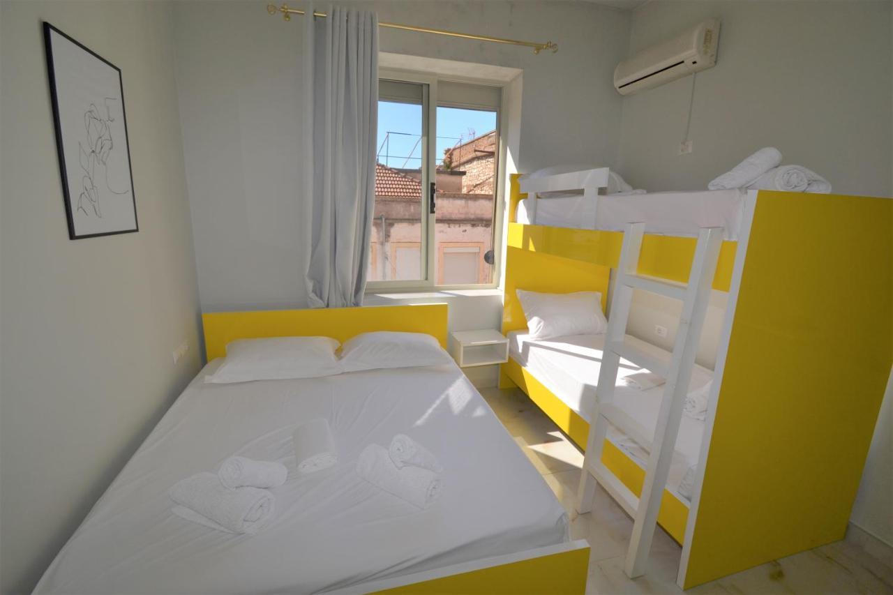 Jonian Central Condos Saranda Kültér fotó
