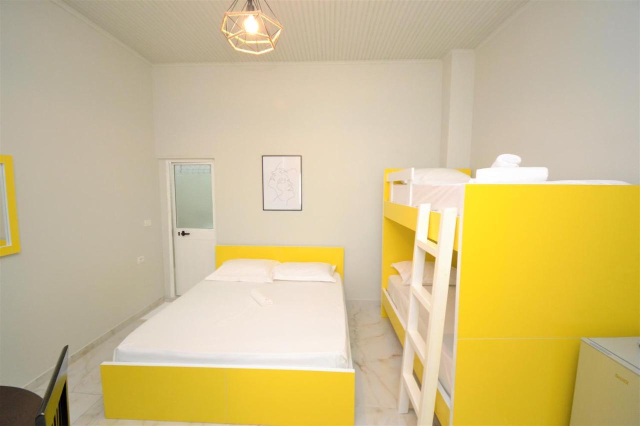 Jonian Central Condos Saranda Kültér fotó