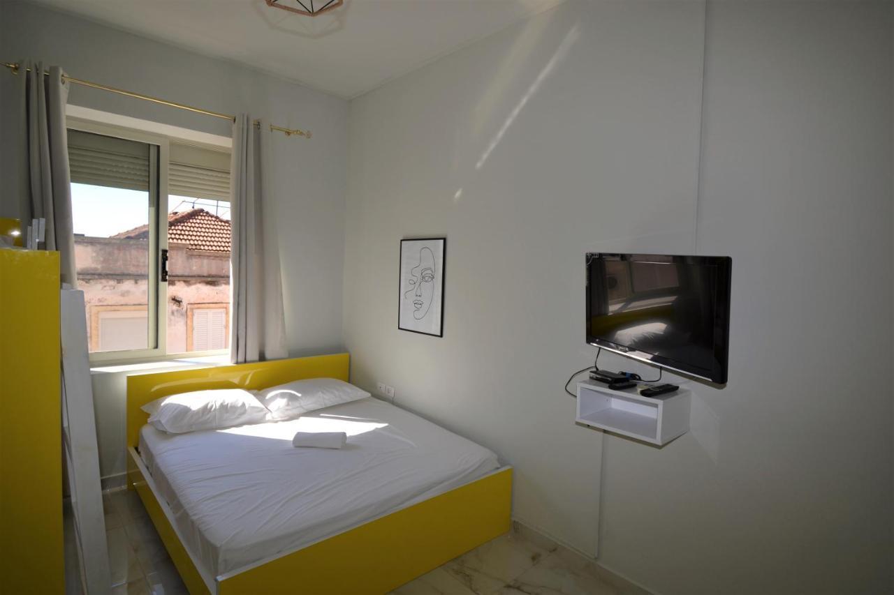 Jonian Central Condos Saranda Kültér fotó