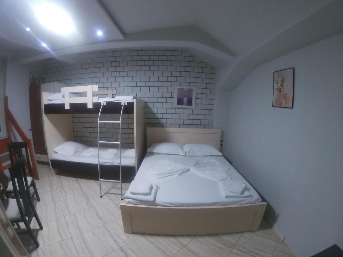 Jonian Central Condos Saranda Kültér fotó